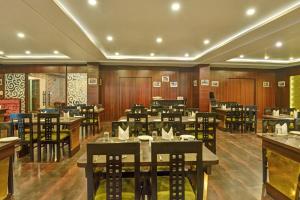 Summit Montana Suites & Spa at Mall