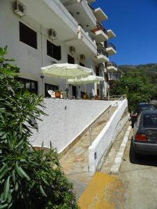 Oinoi Hotel Ikaria Greece