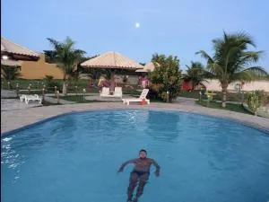 Casa Sonia&Rei em condo fechado, vista para o jardim - Búzios