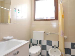 Amazing apartment in Bibione with balcony