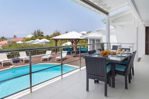 Villa Tintamare, stunning 4 bedrooms villa with views! - Ubytování bez kategorie ve městě Orient Bay