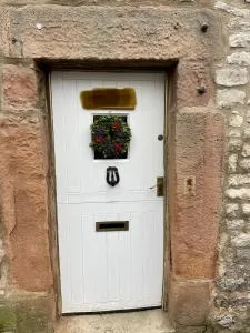 Beautiful listed 3 bedroom cottage with wood burner - Middleton