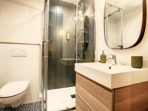 Appartements Appartement Ancely tout neuf deco aero - parking gratuit - Proche Blagnac : photos des chambres