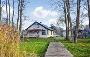 2 Bedroom Beautiful Home In Wilcze - Rudno