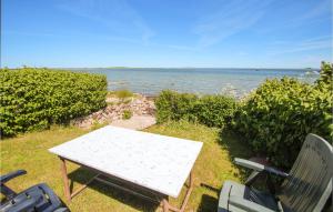 2 Bedroom Gorgeous Home In Samsø