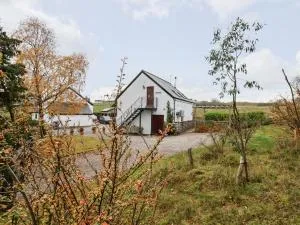 Tyn-y-Mynydd Bach - Gwernymynydd