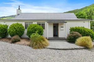 Gold Rush Cottage - Arrowtown Holiday Home - 卡德罗纳