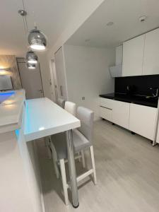 Lovely new apartment by the Parliament