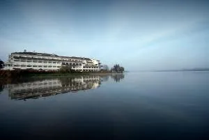 Up Pateira Hotel - Eixo