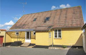 4 Bedroom Stunning Home In Gudhjem
