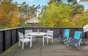 4 Bedroom Cozy Home In Aakirkeby