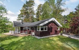 Beautiful Home In Græsted With Wifi