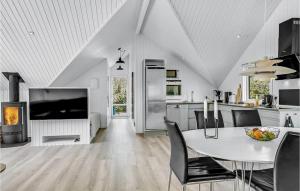 Stunning Home In Juelsminde With Wifi