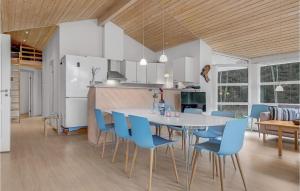 4 Bedroom Awesome Home In Nexø