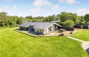 Awesome Home In Jerup With Wifi - Tolne