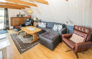 1 Bedroom Awesome Apartment In Samsø
