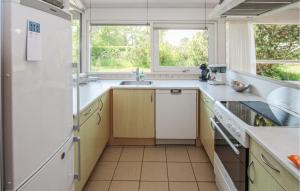 Lovely Home In Samsø With Wifi