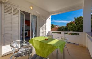 Awesome Apartment In Novalja With Outdoor Swimming Pool, 2 Bedrooms And Wifi