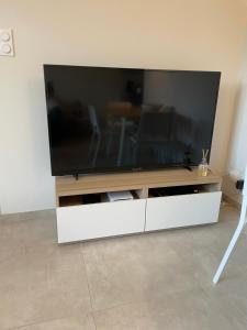 Appartements T2 calme avec vue mer et borne de recharge sur demande : photos des chambres