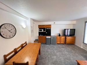 Appartements Vars, Appart spacieux renove 4 couchages dans chalet : photos des chambres