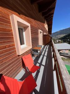 Vars, Appart spacieux rénové 4 couchages dans chalet