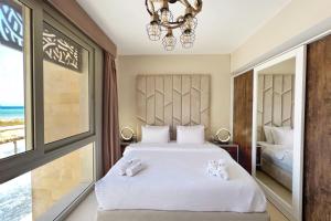 Charming 2BDR w Sea & Pool View Free Beach & Pool Access