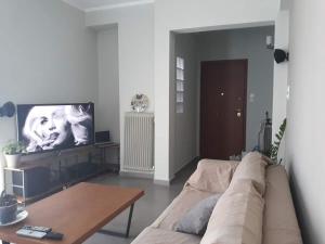 AthenSunapartment top floor 5min metro