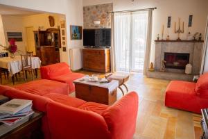 A Luxury Seafront Villa with amazing ambience and view