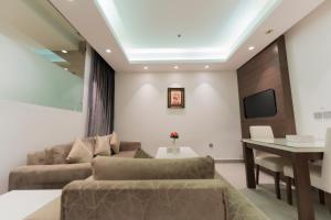 Riyadha Home Apartment