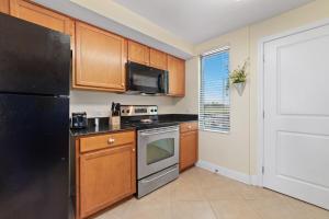 Perdido Towers East 106