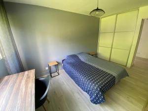 Appartements Magnifique appartement a deux pas du centre ville! : photos des chambres