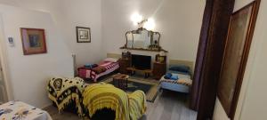 Very central apartment, by shops, bars, restaurants