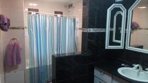 Posada Villa club, Apart 4 cerca del aeropuerto el palomar