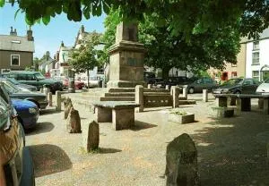 Ground Floor Apartment Twin King bed option Free off street parking - Ulpha