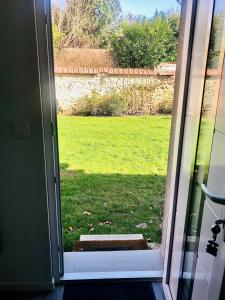 Appartements Maisonnette de charme au calme pres des bords de Marnes : photos des chambres