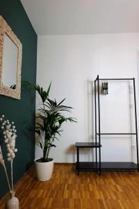 Design Apartment Nr 2 mit Terrasse und Parkplatz