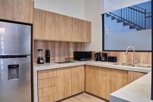 AmazINN Places Rooftop and Design Pool I