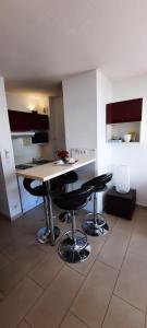 CosySeaside Corsica Ajaccio Piscine Terrasse Mer