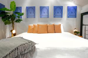 AmazINN Places Casco Viejo Billiard table and Pool