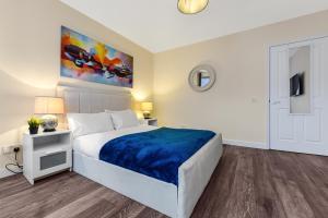 Near Canada Water, 2 Beds, Families, Overground