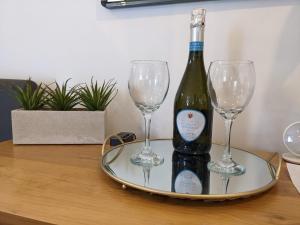 Cocali Cottage - Stunning, Spacious property close to Deal Beach !