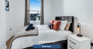 Cardiff Stylish 2 Bedroom Sleeps 6 Wi-Fi - JRR Stays