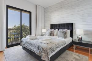 3B Villa Heated Pool Barbecue Games Room