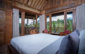 Biệt Thự 3 Phòng Ngủ (Three-Bedroom Villa)