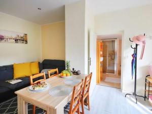 Apartment with a terrace, very close to the beach, Ustronie Morskie