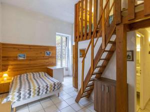 **Charmant logement à Cauterets avec balcon, proche des pistes et randonnées** - FR-1-401-253
