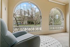 Panorama Firework View - Classic 4-Level Terrace Style Living in Kirribilli !!!