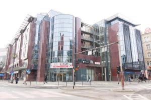 Happy Apartments - Just In Center