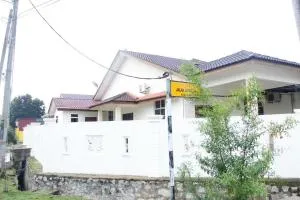Homestay Mokde - Kampong Sengkang Batu Twenty