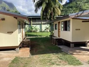 Fare To'erau & Mara'amu - Papetoai